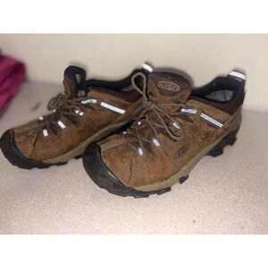 Women's KEEN Targhee II WP low rise hiking outdoor boots sz 10